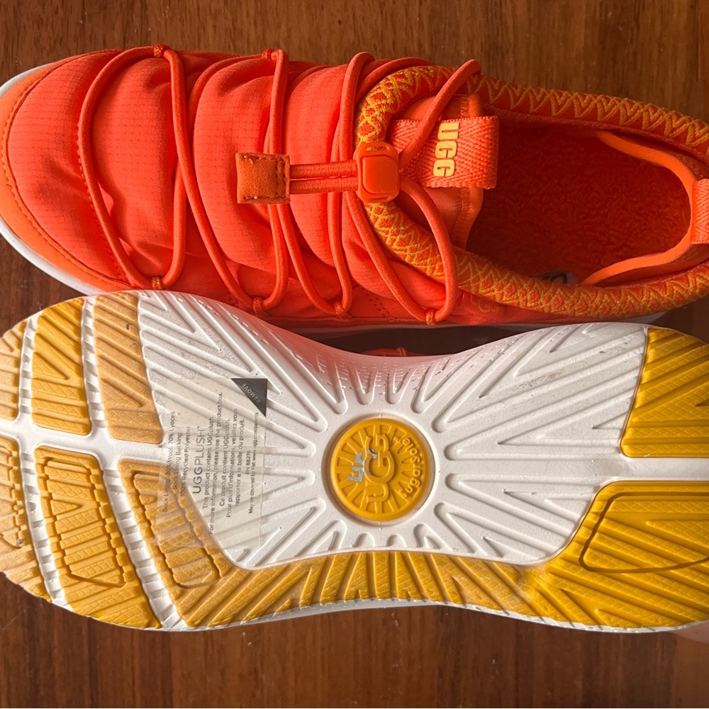 UGG CA78 Tasman Slipper Orange Soda